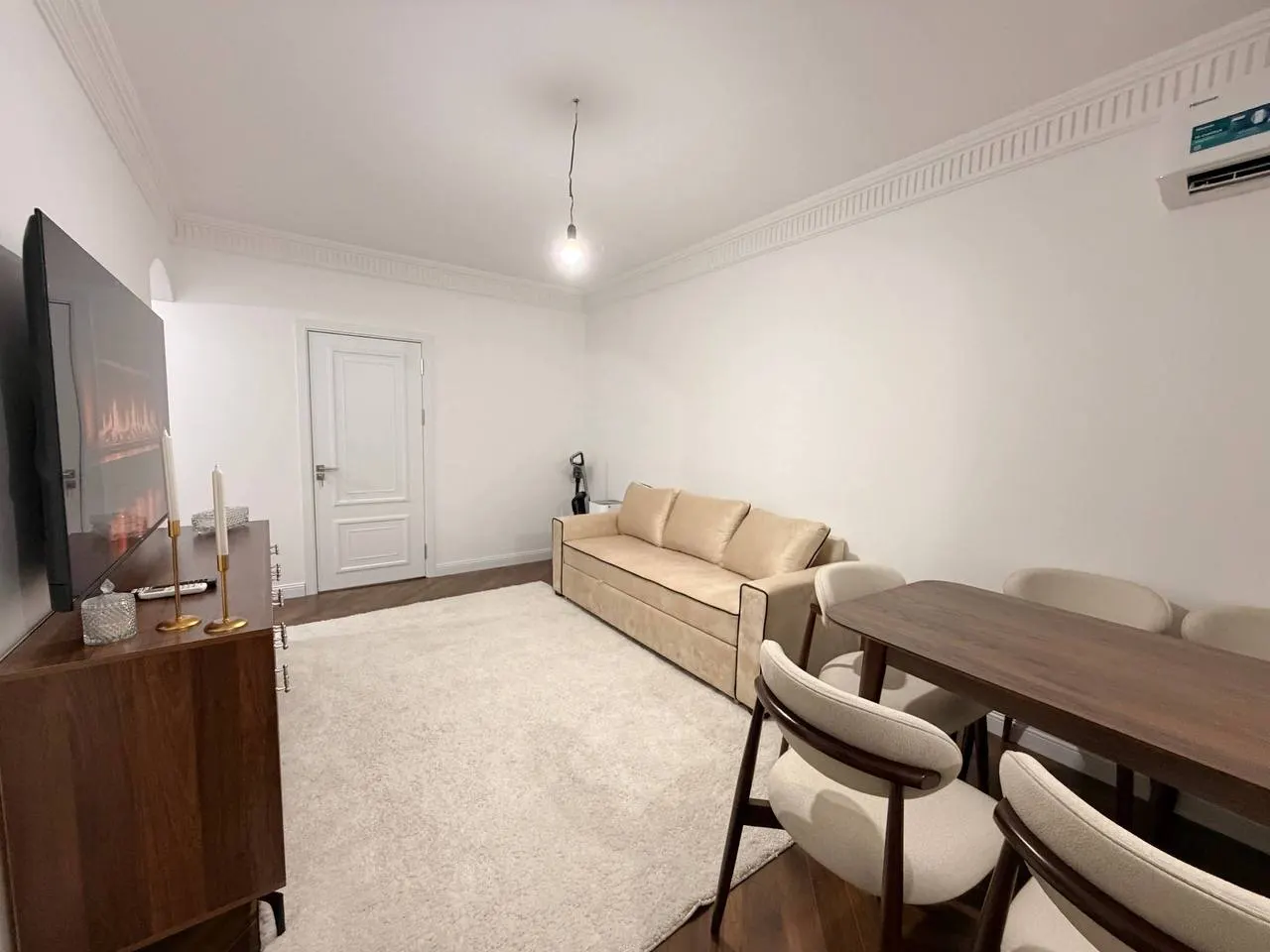 Сотилади 2 хонали квартира, 50 м², 1/4 қават — Мирзо Улуғбек тумани