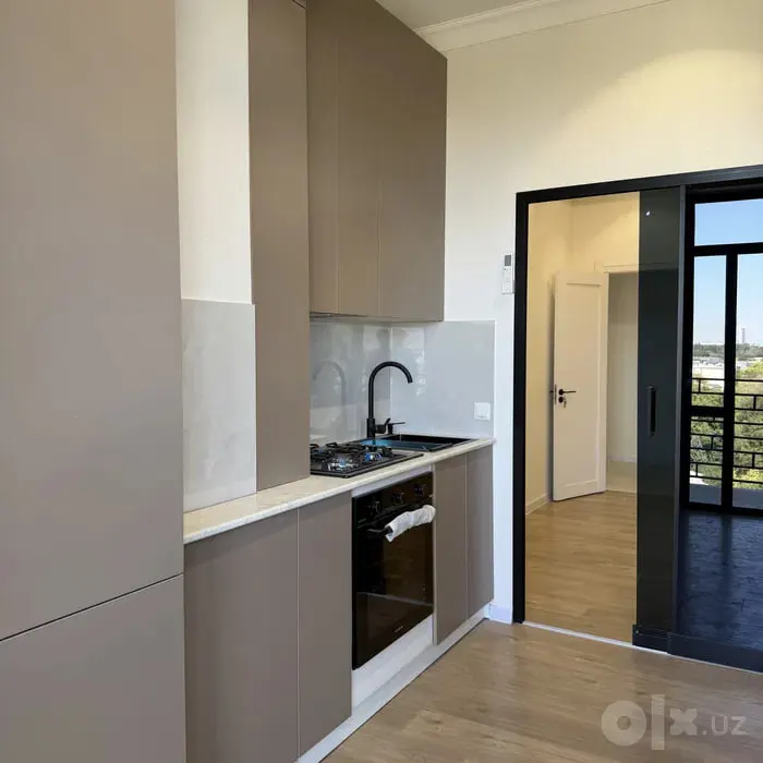 Sotiladi 3 xonali kvartira, 68 m², 10/13 qavat — Yakkasaroy tumani