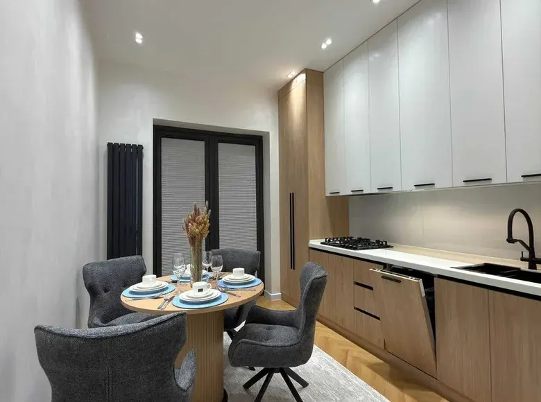 Sotiladi 3 xonali kvartira, 64 m², 8/11 qavat — Mirobod tumani