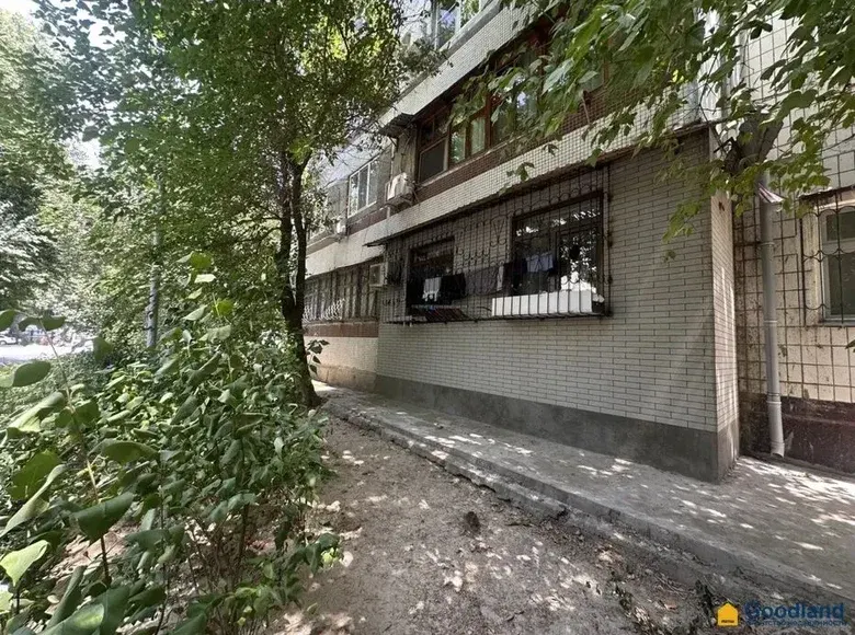 Сотилади 2 хонали квартира, 59 м², 1/4 қават — Мирзо Улуғбек тумани