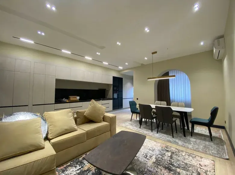 Сдаётся 3-комнатная квартира, 110 м², 5/8 этаж — Чиланзарский район