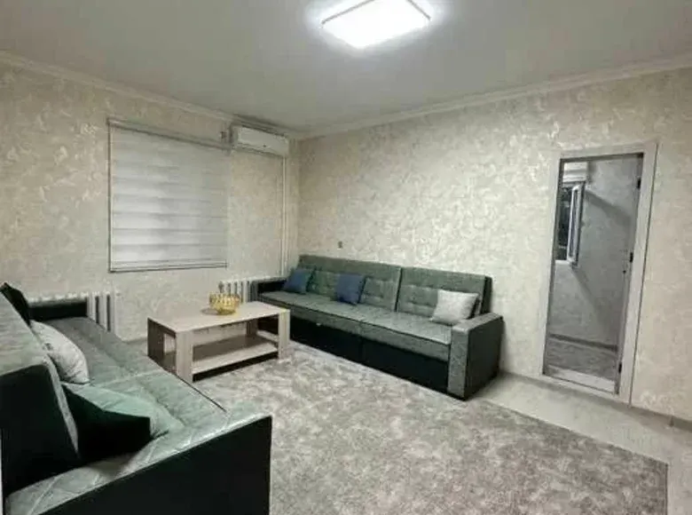 Сдаётся 2-комнатная квартира, 48 м², 1/9 этаж — Яккасарайский район