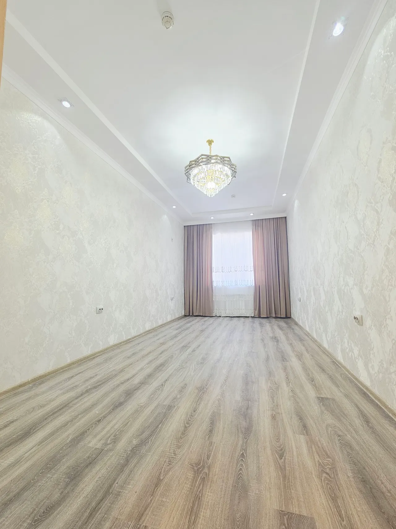 Продаётся 3-комнатная квартира, 74 м², 9/16 этаж — Сергелийский район