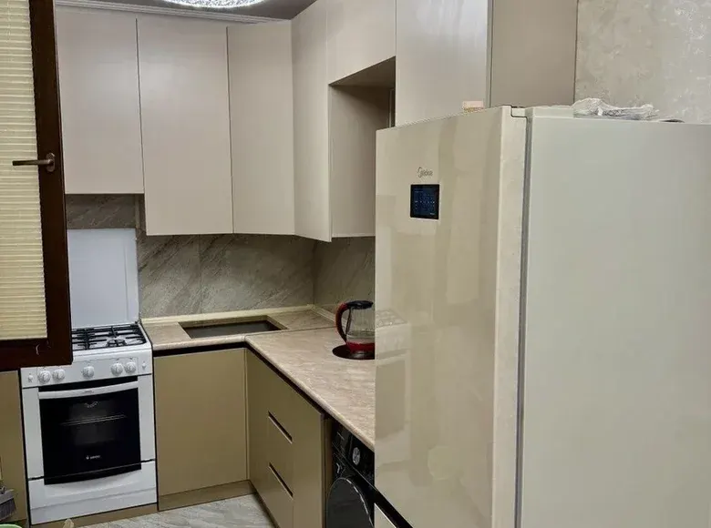 Продаётся 4-комнатная квартира, 80 м², 3/4 этаж — Юнусабадский район