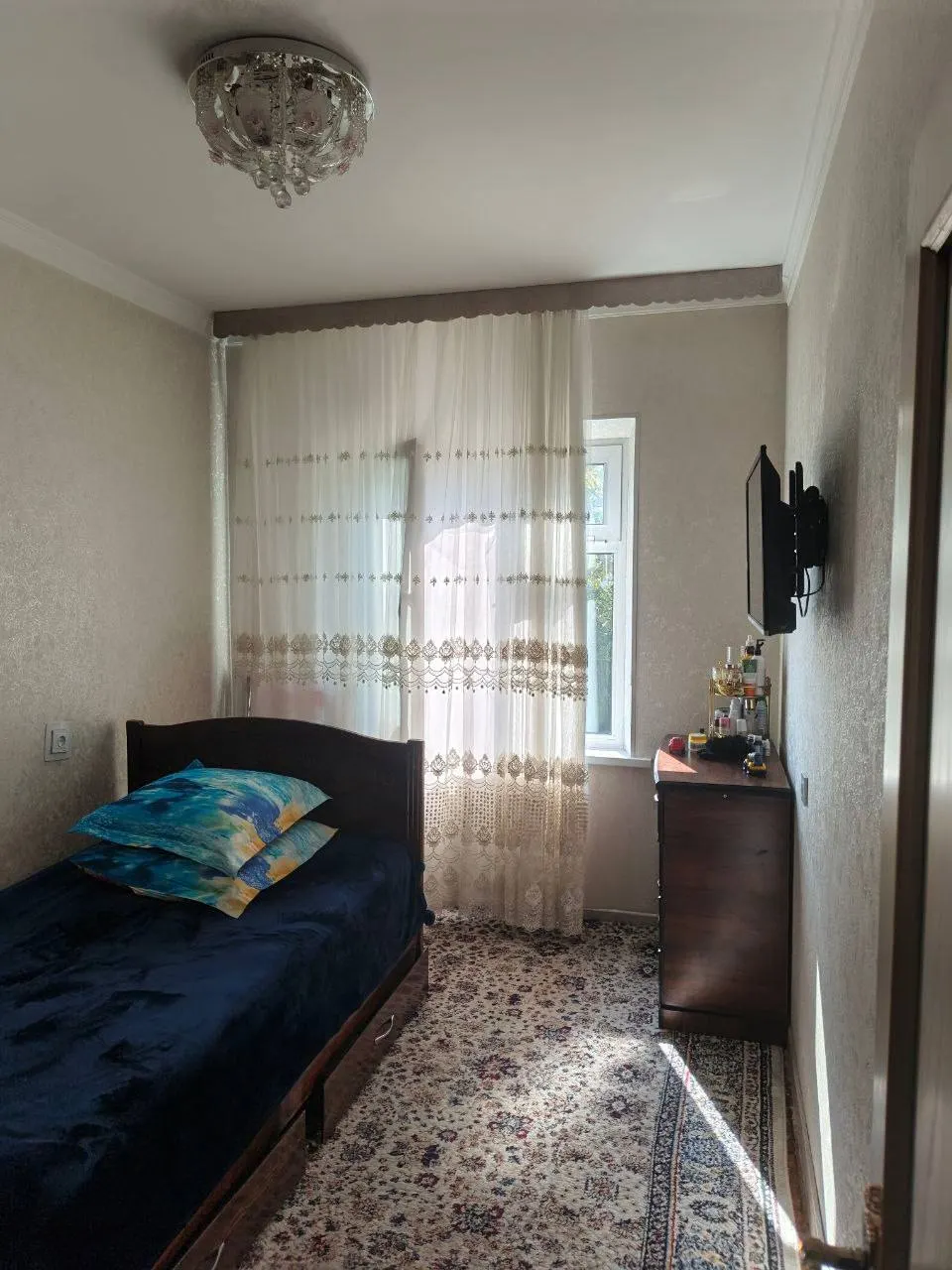 Продаётся 4-комнатная квартира, 84 м², 3/5 этаж — Алмазарский район