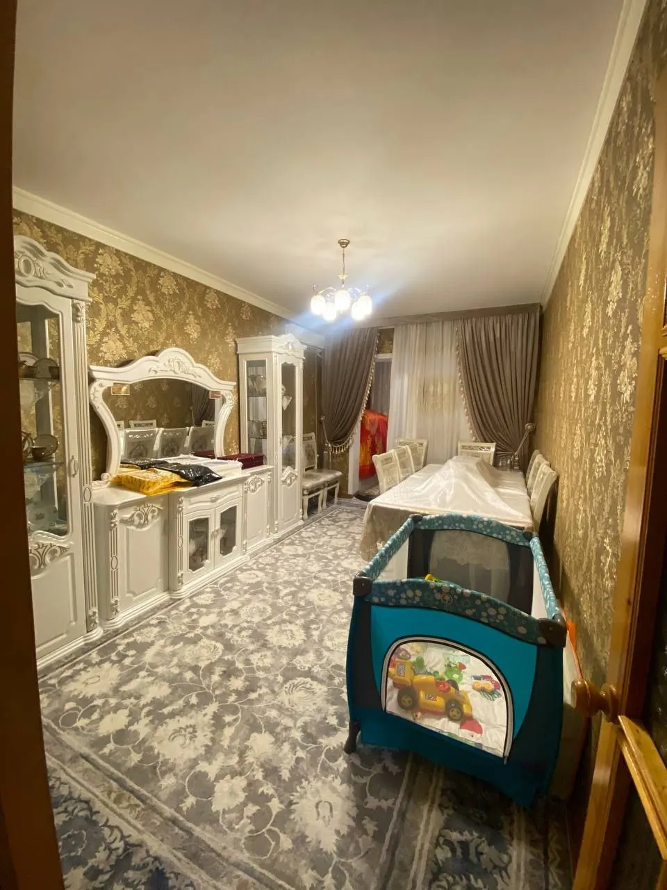Продаётся 2-комнатная квартира, 56 м², 4/5 этаж — Юнусабадский район