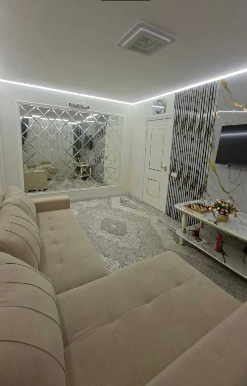 Продаётся 1-комнатная квартира, 29 м², 1/4 этаж — Чиланзарский район