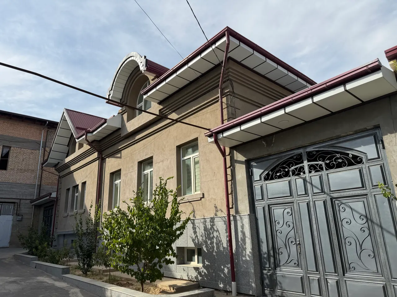 Сдаётся дом, 8 сот., 800 м², 3 этажа — Юнусабадский район