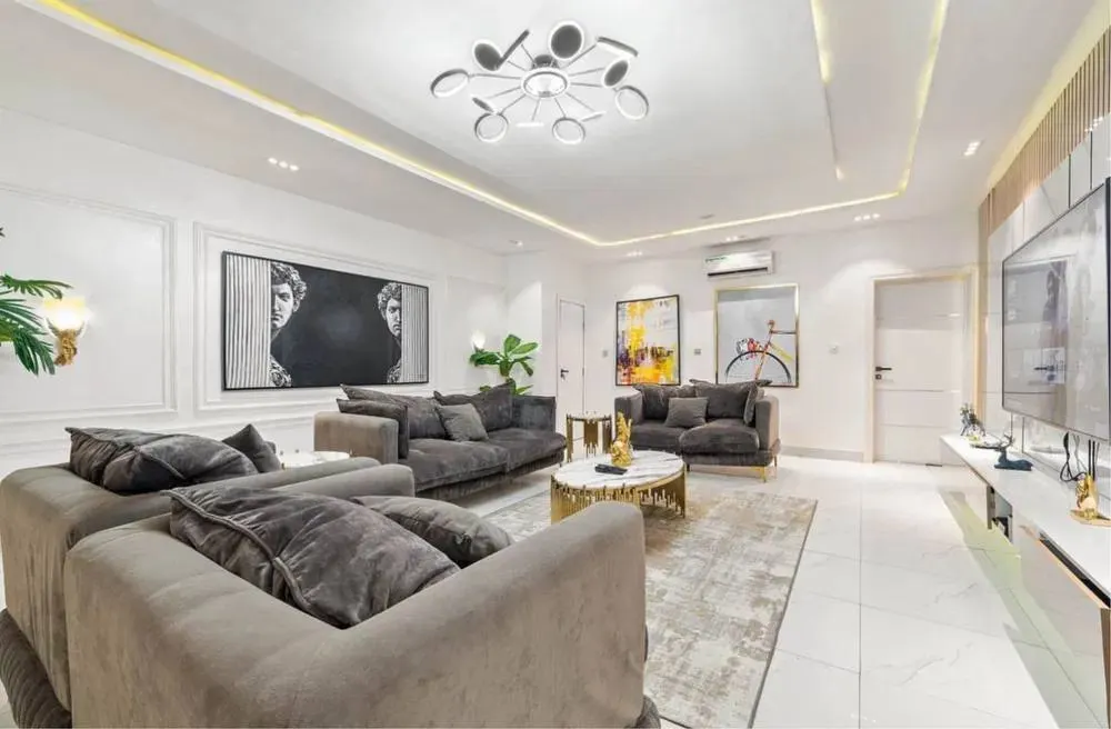 Сдаётся 3-комнатная квартира, 140 м², 6/8 этаж — Мирабадский район