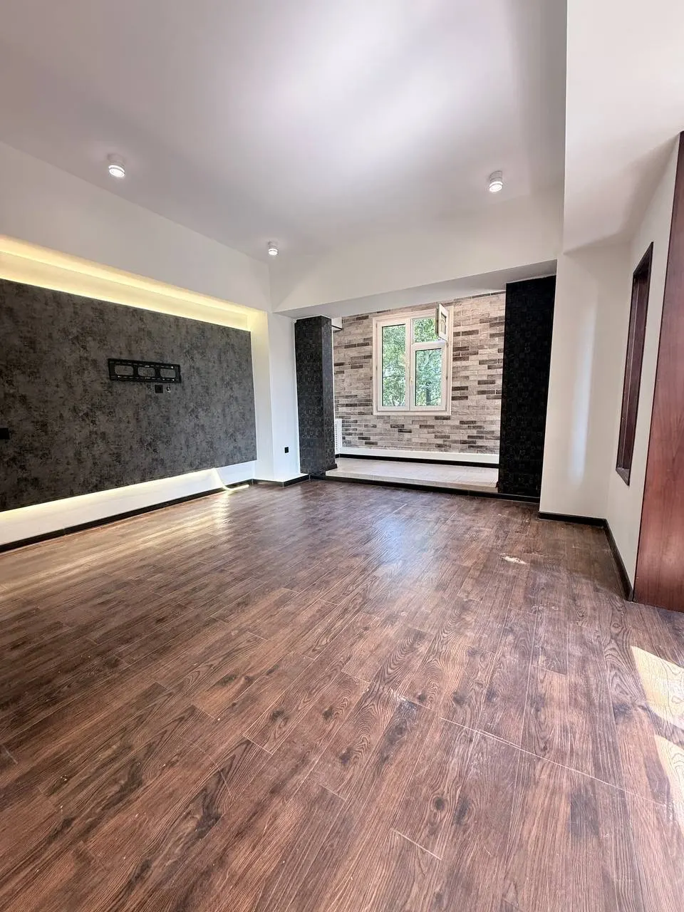 Сотилади 2 хонали квартира, 70 м², 3/9 қават — Миробод тумани