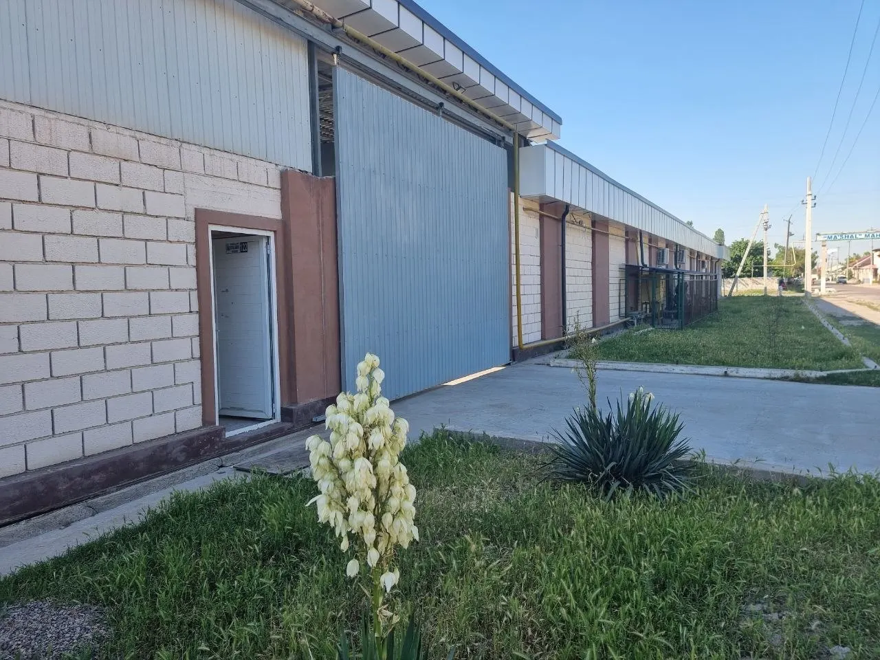 Продаётся коммерческое помещение, 2571.8 м², 33.6 сот., 1/1 этаж — Новый Ташкентский район
