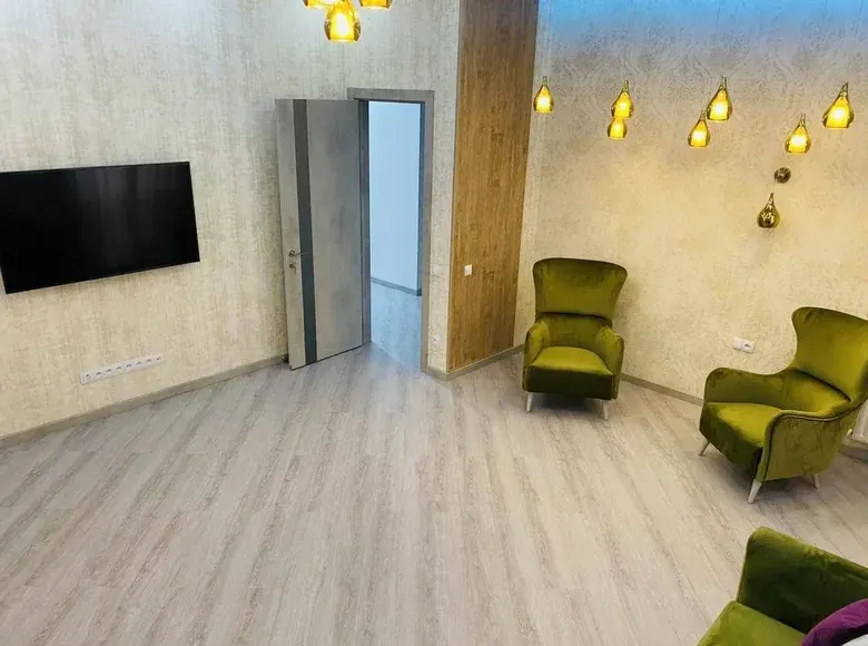 Ижарага берилади 4 хонали квартира, 130 м², 4/6 қават — Юнусобод тумани