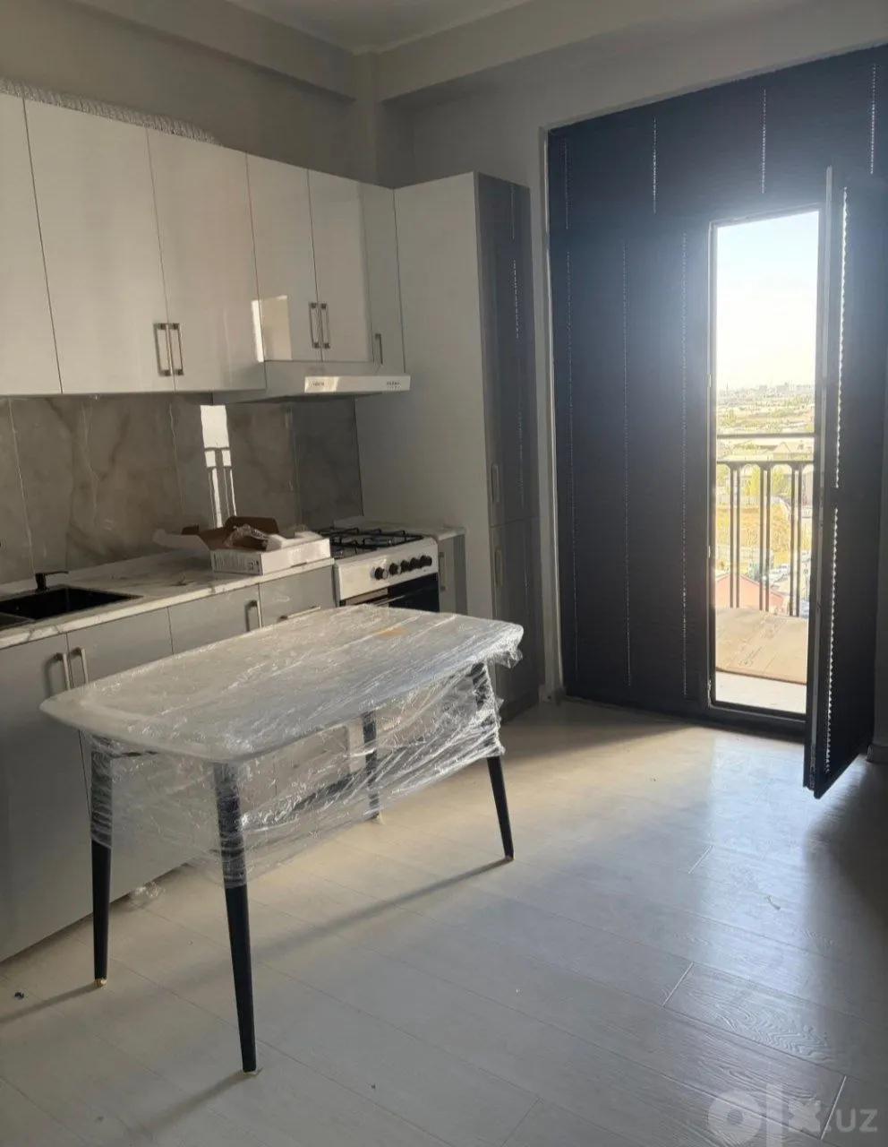 Ижарага берилади 2 хонали квартира, 55 м², 9/16 қават — Сергели тумани