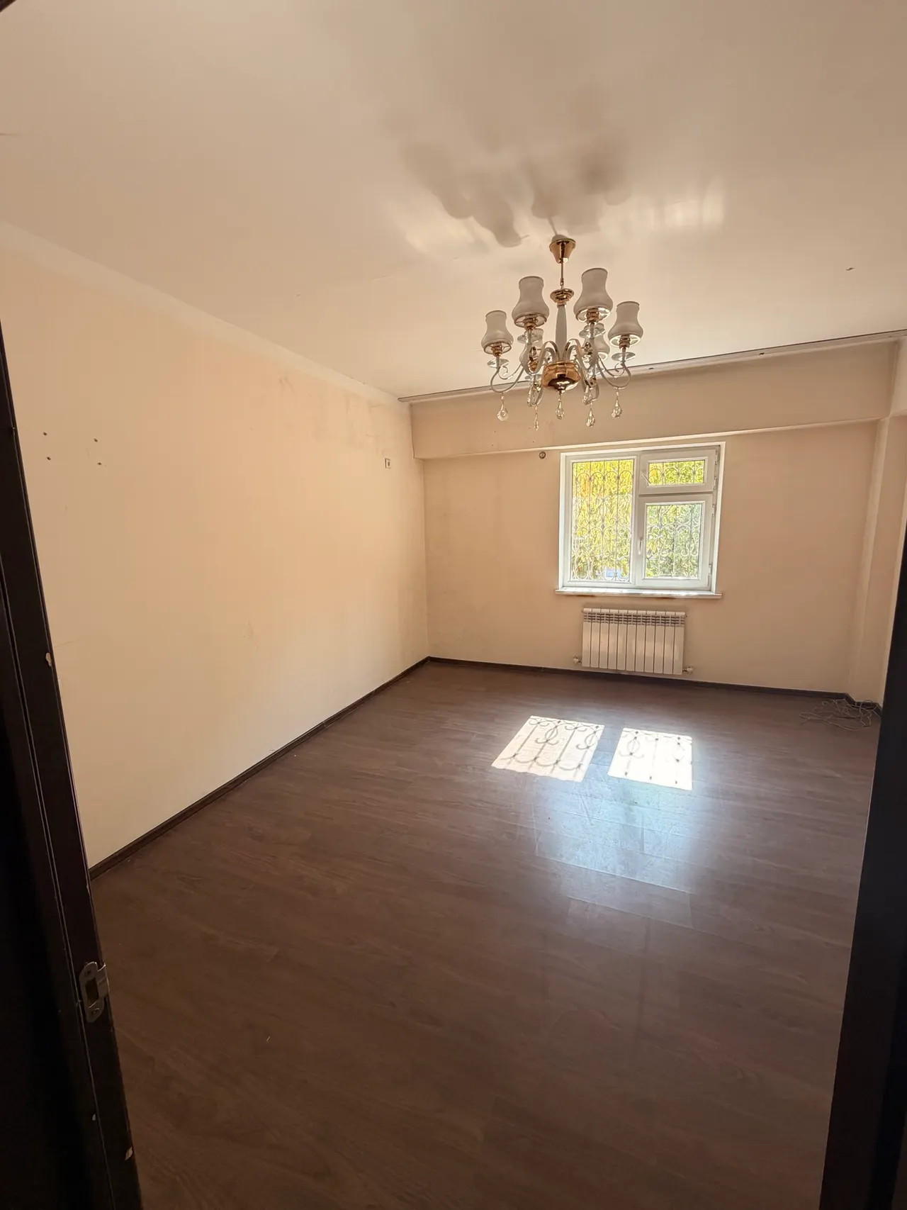 Sotiladi 2 xonali kvartira, 60 m², 1/7 qavat — Olmazor tumani