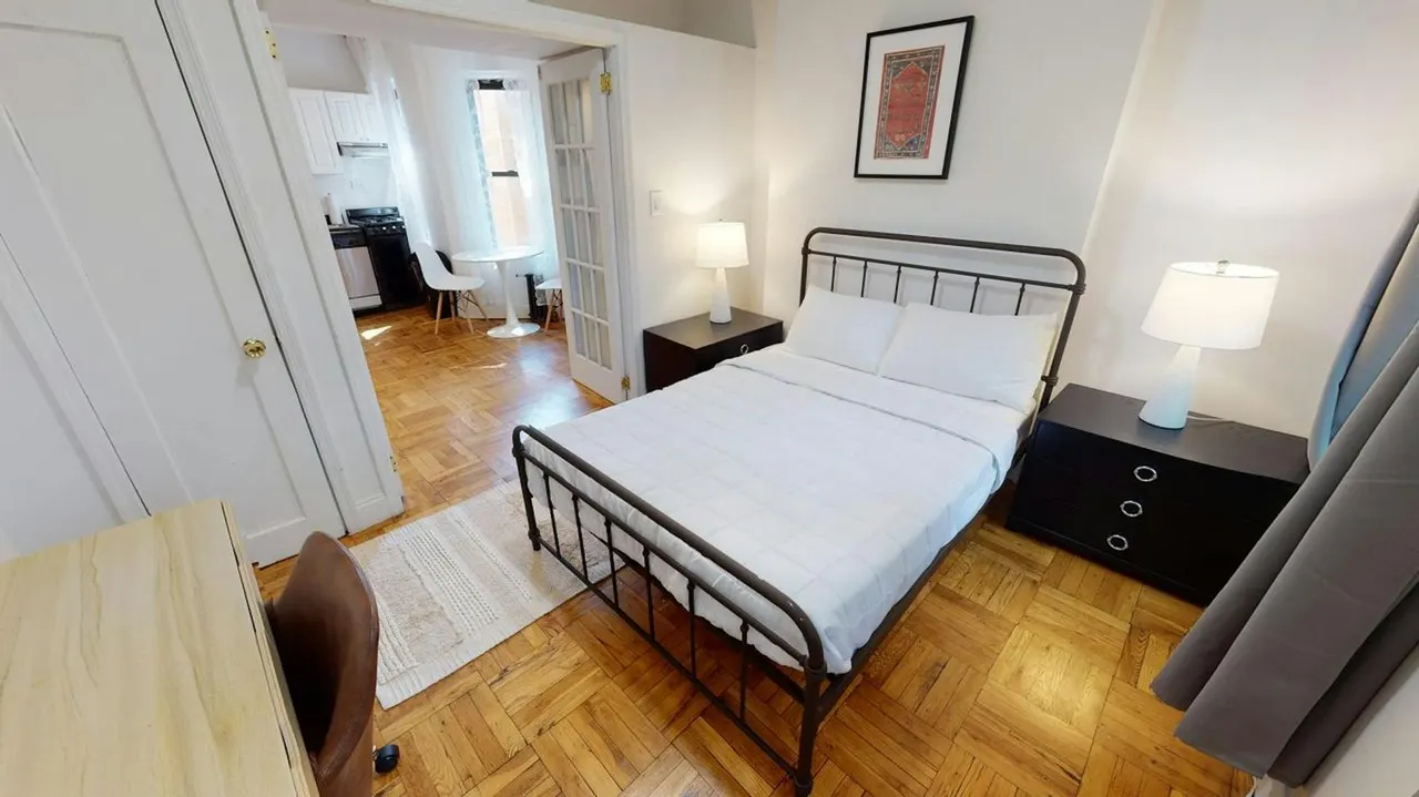 Ижарага берилади 3 хонали квартира, 100 м², 5/5 қават — Юнусобод тумани