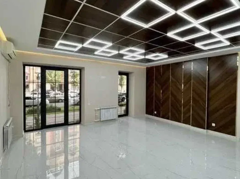 Sotiladi tijorat binosi, 58 m², 1/4 qavat — Mirobod tumani