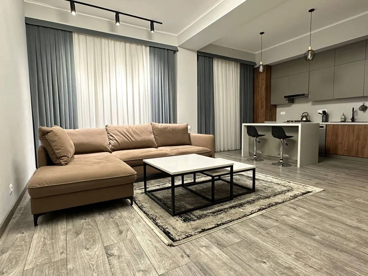 Сдаётся 2-комнатная квартира, 65 м², 3/6 этаж — Мирабадский район