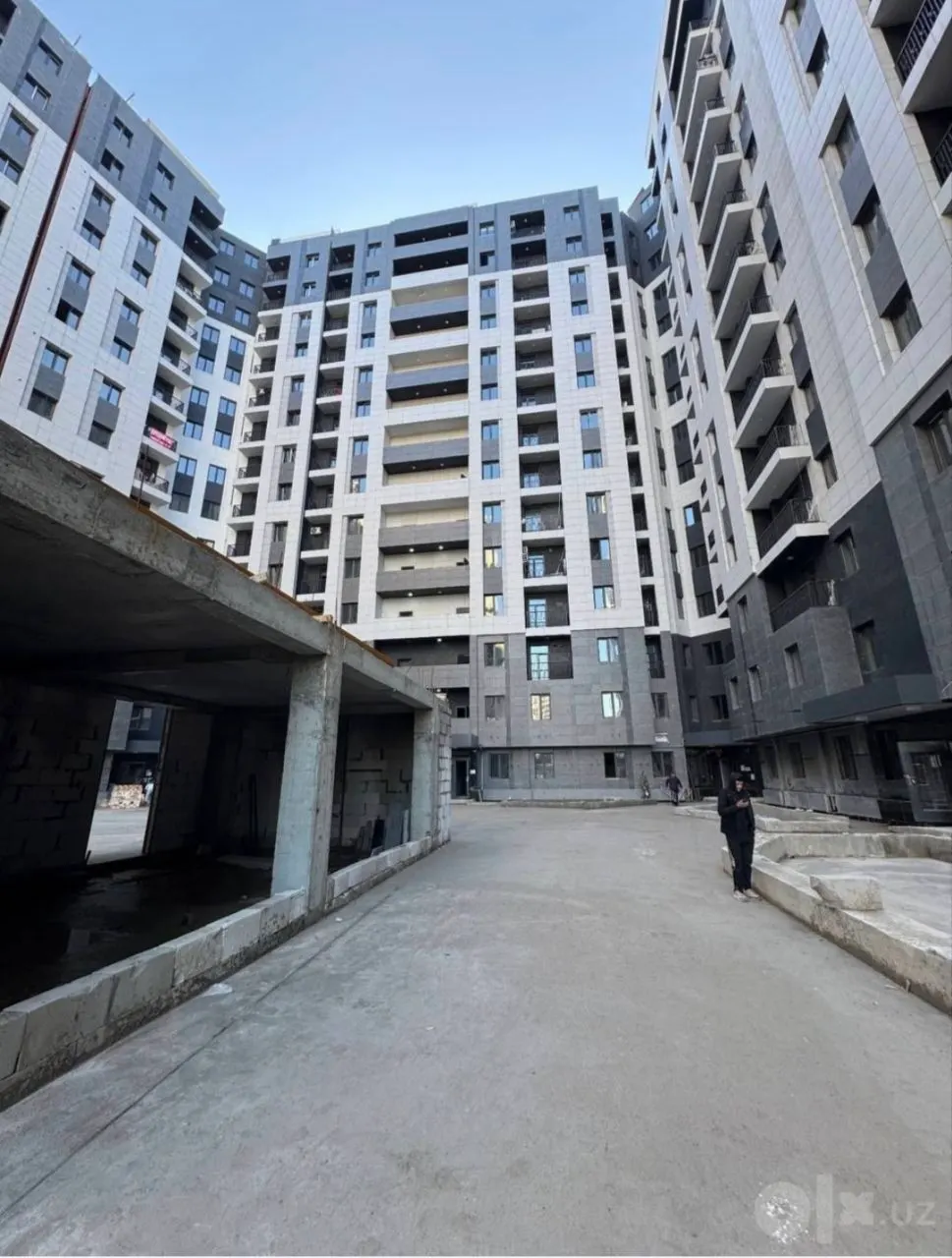 Продаётся 3-комнатная квартира, 170 м², 14/15 этаж — Яккасарайский район
