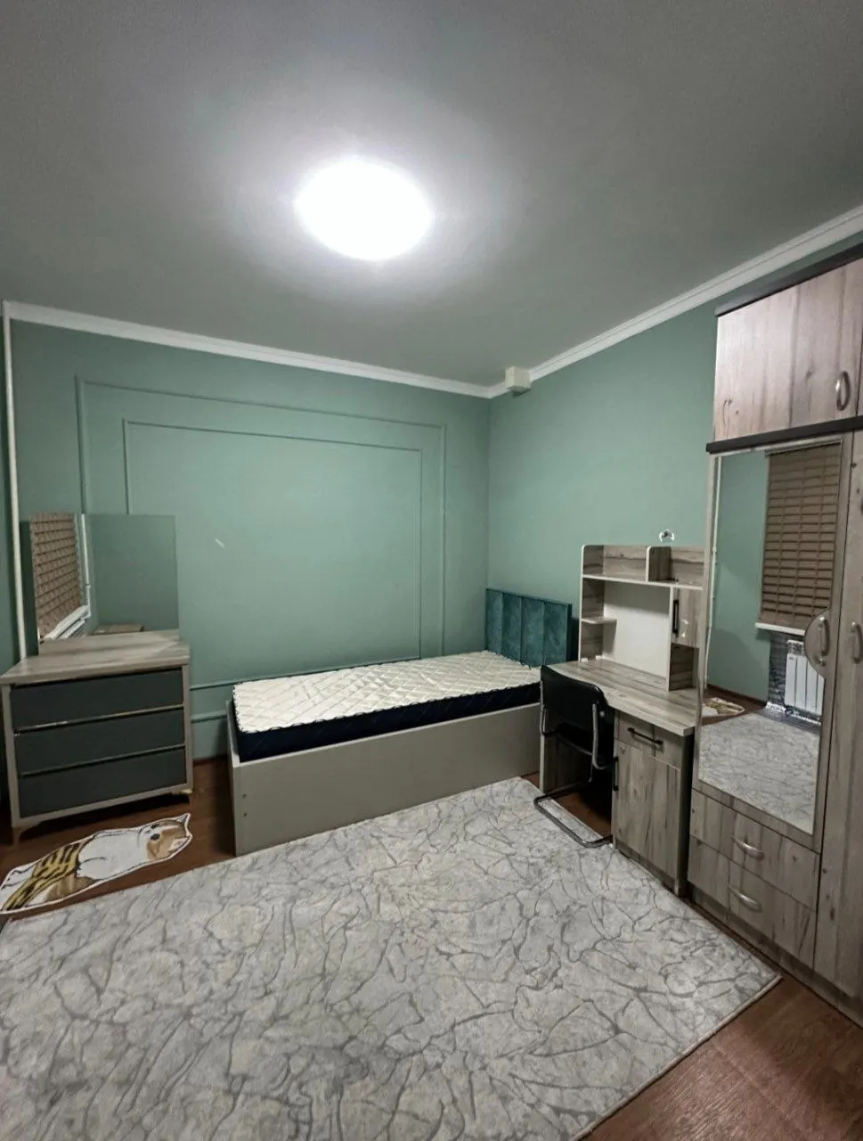 Ижарага берилади 5 хонали квартира, 100 м², 1/9 қават — Сергели тумани