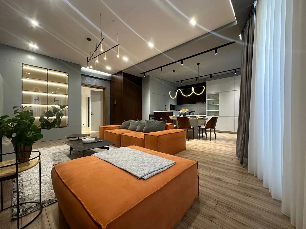 Сдаётся 3-комнатная квартира, 125 м², 7/12 этаж — Мирабадский район