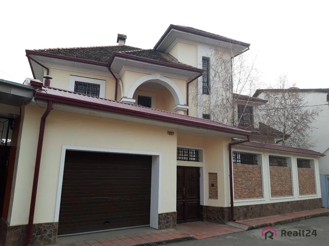Сдаётся 6-комнатная дача, 5 сот., 500 м², 2 этажа — Мирзо-Улугбекский район