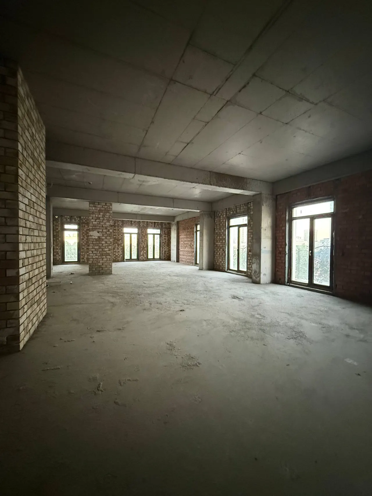 Sotiladi 4 xonali kvartira, 116 m², 5/7 qavat — Shayxontohur tumani
