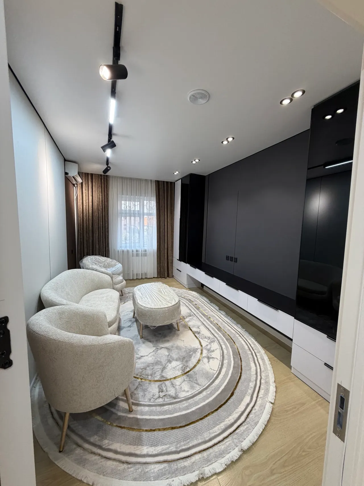 Сотилади 3 хонали квартира, 57 м², 5/7 қават — Янгиҳаёт тумани