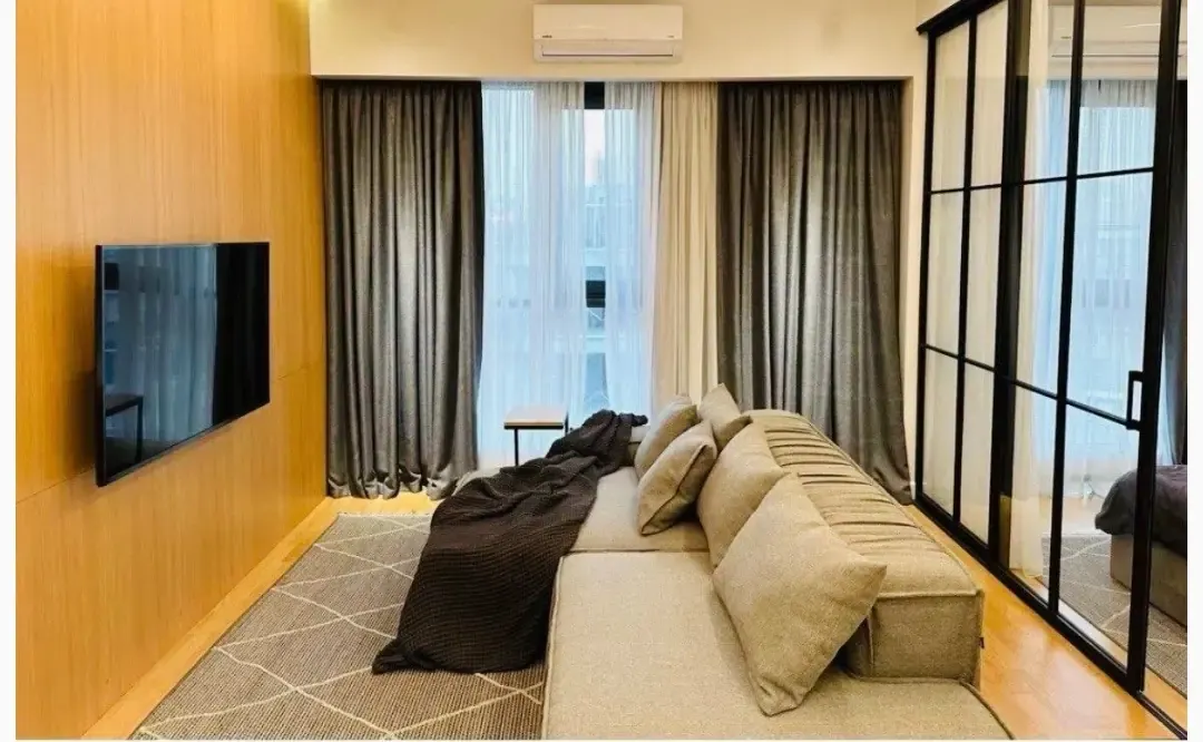 Ijaraga beriladi 2 xonali kvartira, 50 m², 18/24 qavat — Mirzo Ulugʻbek tumani
