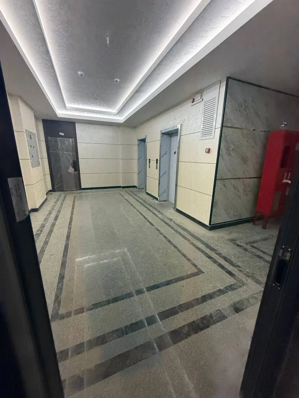 Sotiladi 3 xonali kvartira, 60 m², 3/16 qavat — Yakkasaroy tumani
