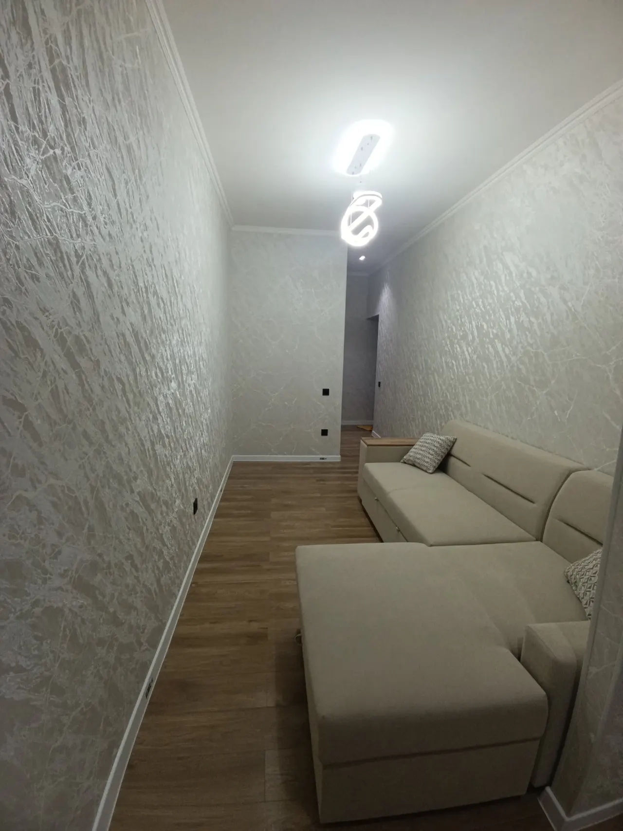 Сотилади 1 хонали квартира, 18 м², 1/2 қават — Мирзо Улуғбек тумани
