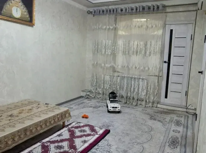 Сотилади 2 хонали квартира, 1/4 қават — Чилонзор тумани