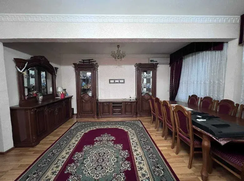 Сотилади 4 хонали квартира, 92 м², 1/5 қават — Юнусобод тумани