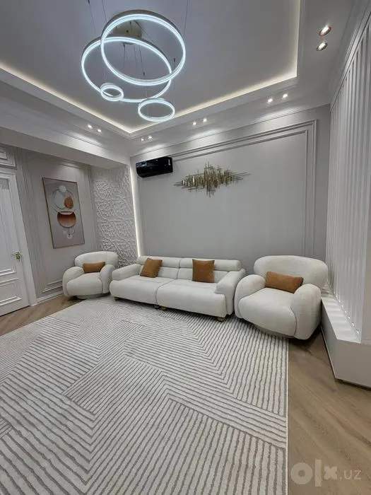 Продаётся 4-комнатная квартира, 118 м², 2/10 этаж — Мирзо-Улугбекский район