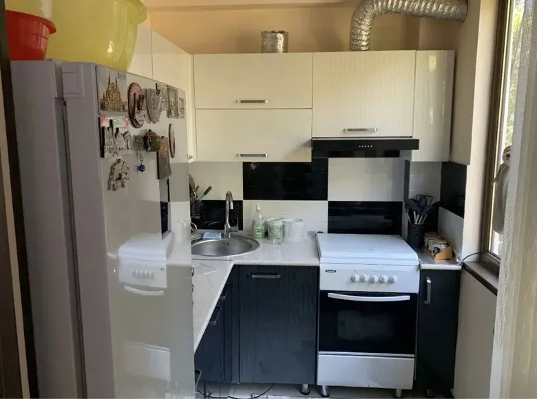 Сотилади 2 хонали квартира, 50 м², 2/4 қават — Чилонзор тумани