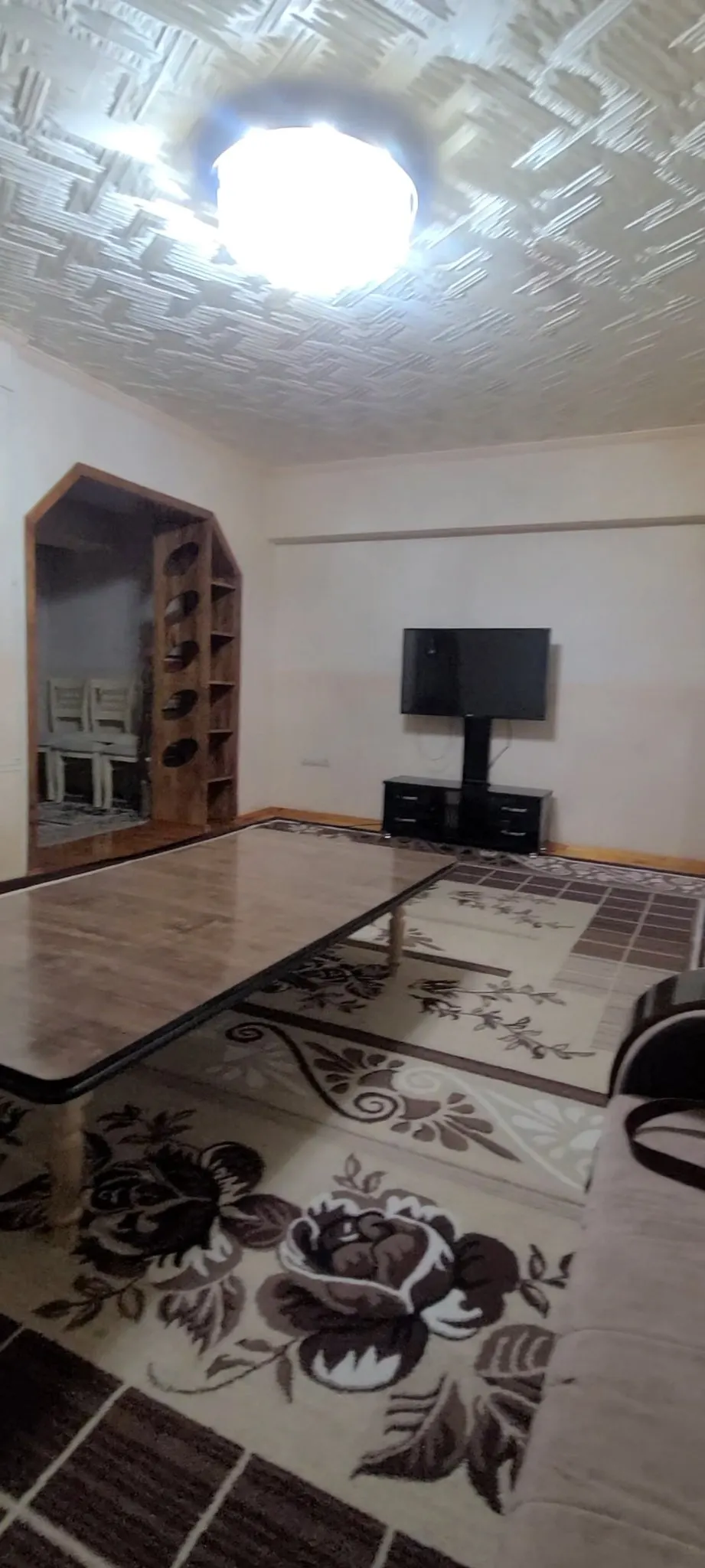 Sotiladi 3 xonali kvartira, 100 m², 2/7 qavat — Shayxontohur tumani