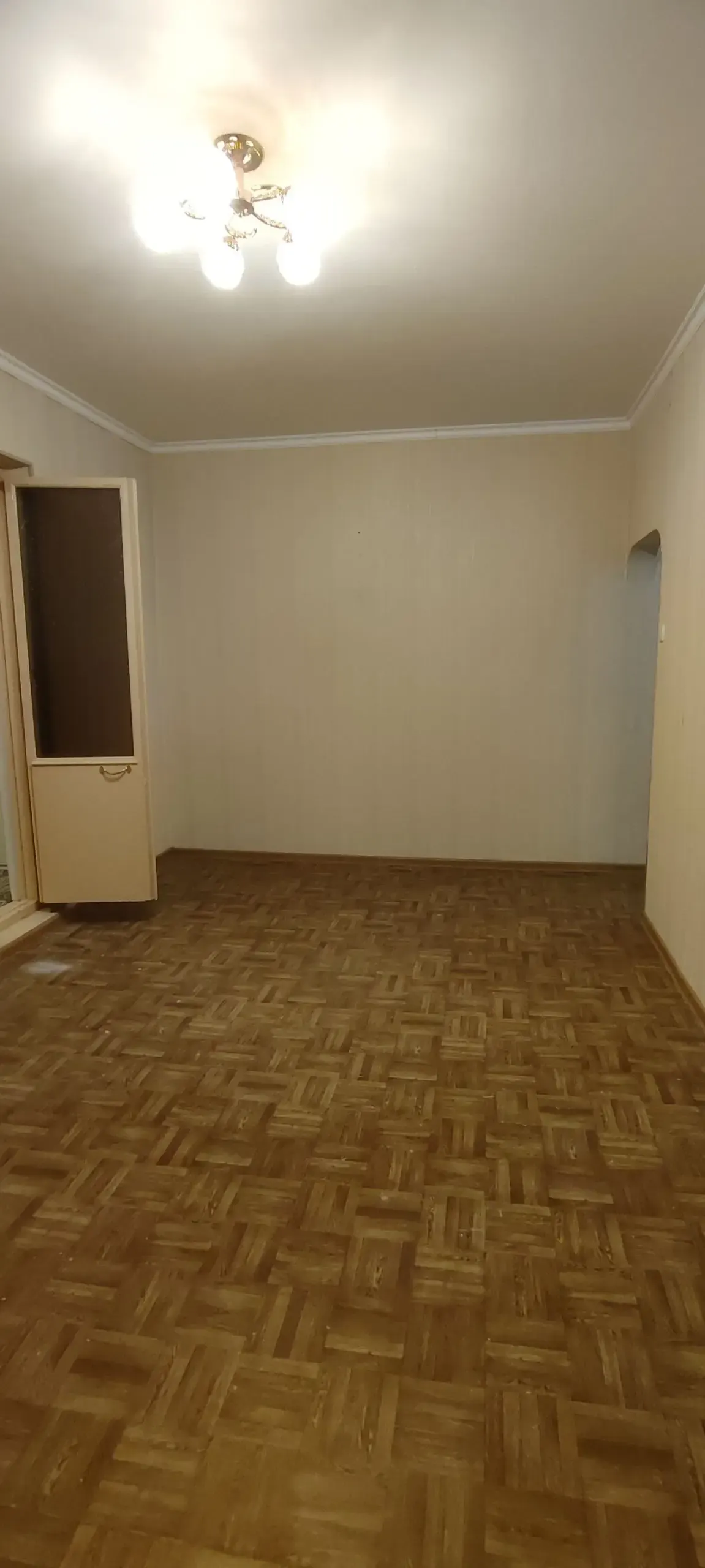 Сотилади 1 хонали квартира, 42 м², 2/4 қават — Олмазор тумани