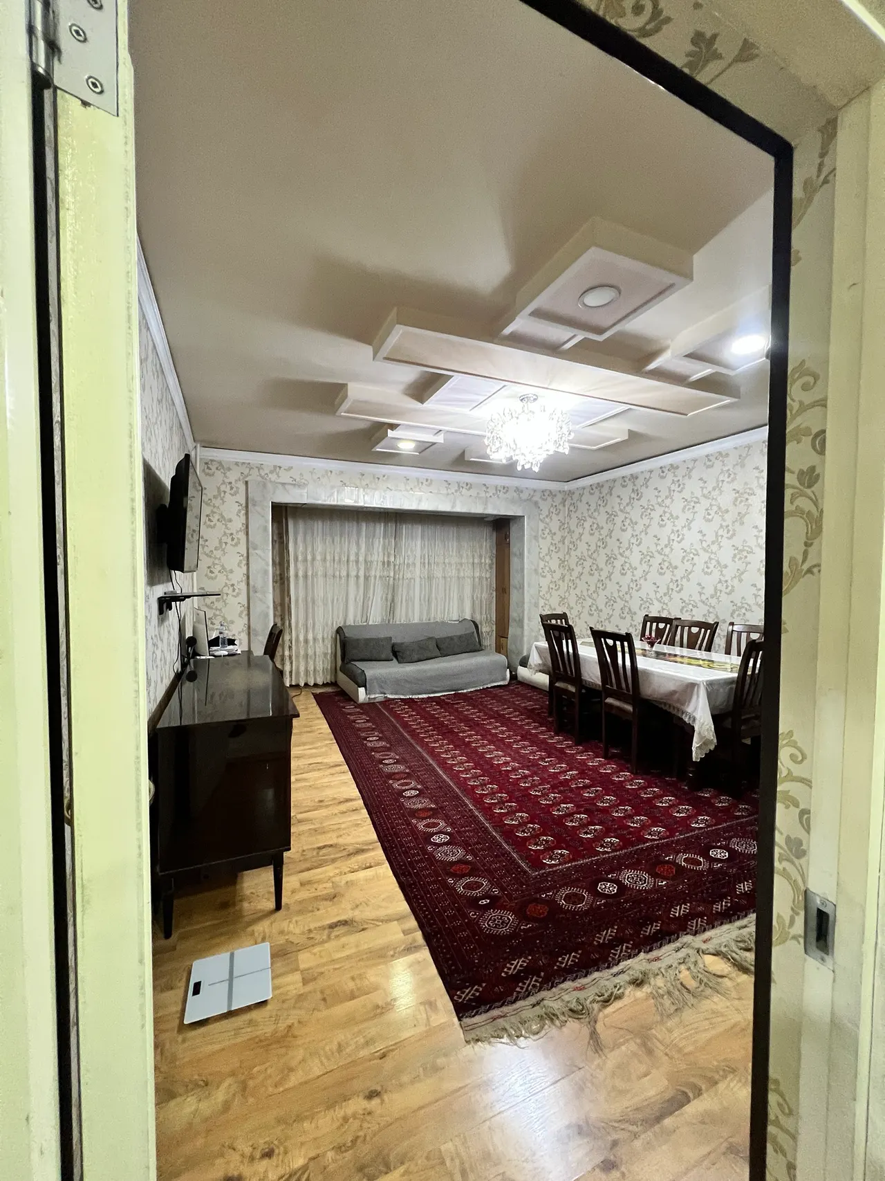 Sotiladi 3 xonali kvartira, 80 m², 2/9 qavat — Shayxontohur tumani