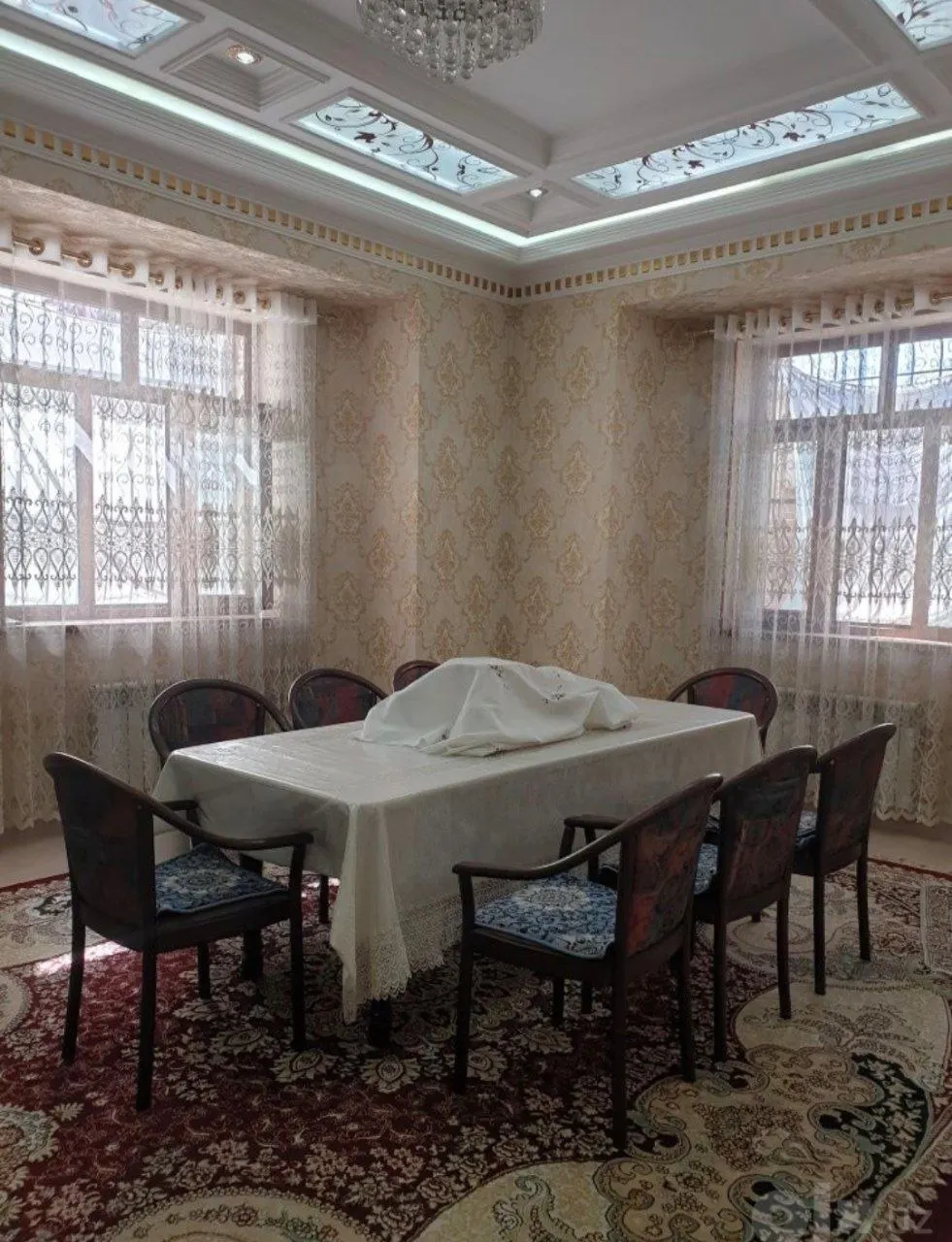 Сдаётся 2-комнатная квартира, 55 м², 3/4 этаж — Шайхантахурский район
