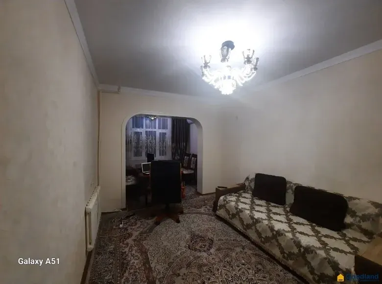 Продаётся 3-комнатная квартира, 78 м², 2/5 этаж — Юнусабадский район