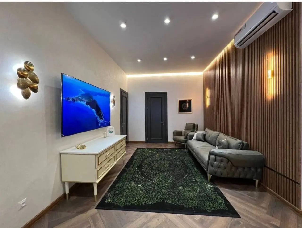 Сдаётся 4-комнатная квартира, 120 м², 5/9 этаж — Юнусабадский район