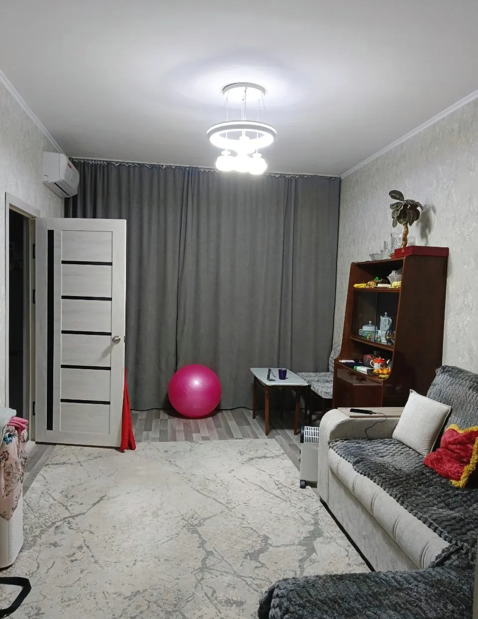 Sotiladi 2 xonali kvartira, 47 m², 2/4 qavat — Chilonzor tumani