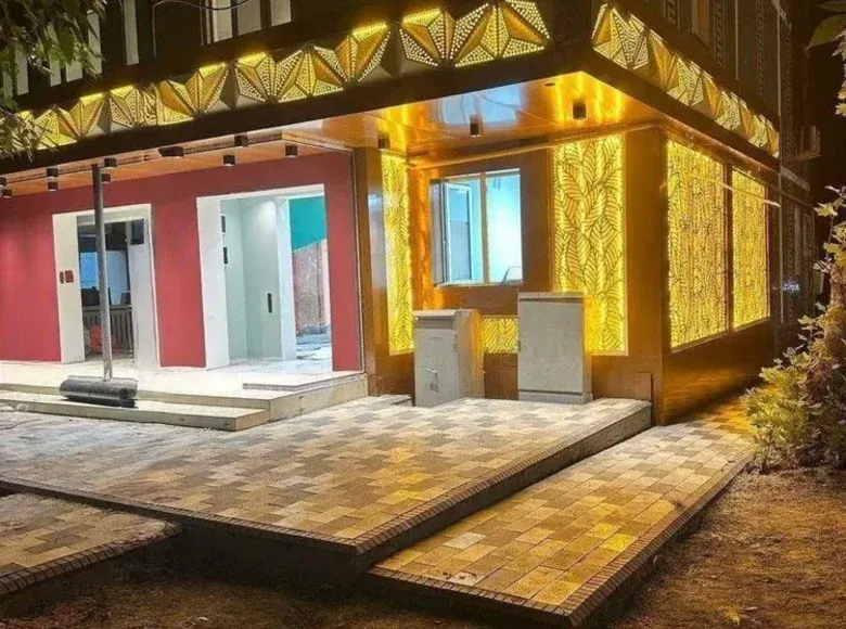 Sotiladi tijorat binosi, 85 m² — Yakkasaroy tumani