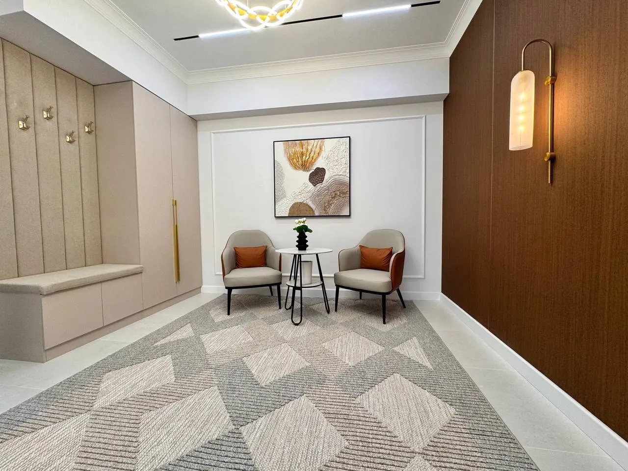 Сотилади 4 хонали квартира, 100 м², 2/8 қават — Яшнобод тумани