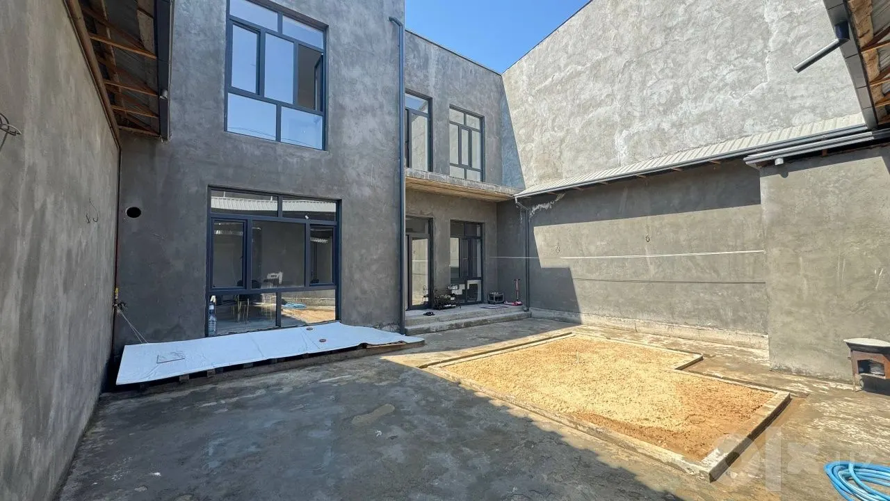 Продаётся 5-комнатный дом, 2 сот., 200 м² — Зангиатинский район