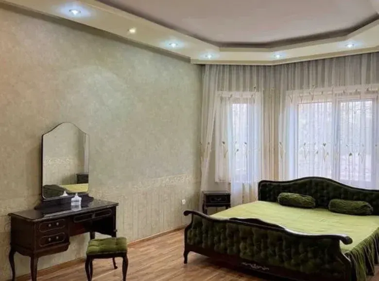 Ижарага берилади 7 хонали ҳовли уй, 4.5 сотих, 450 м² — Миробод тумани