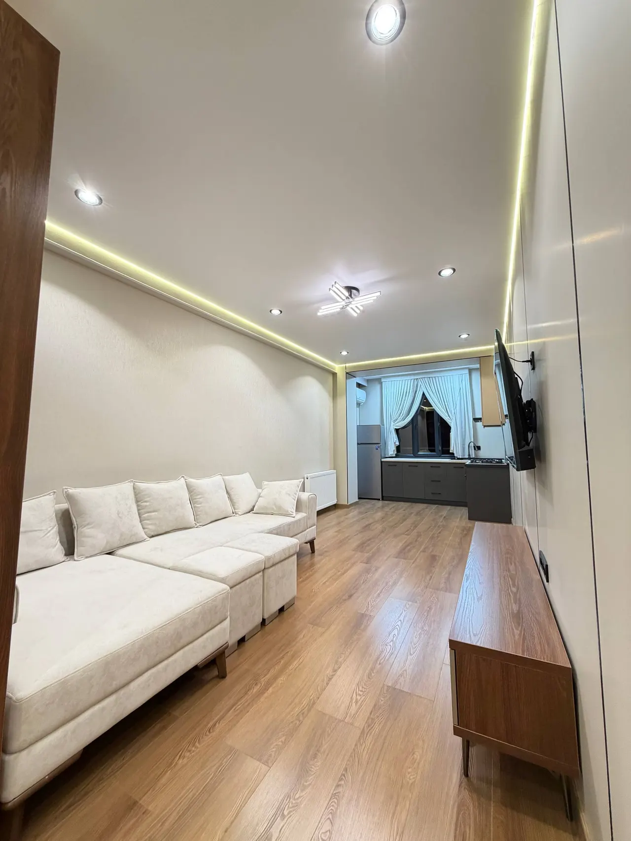Сотилади 4 хонали квартира, 75 м², 2/16 қават — Юнусобод тумани
