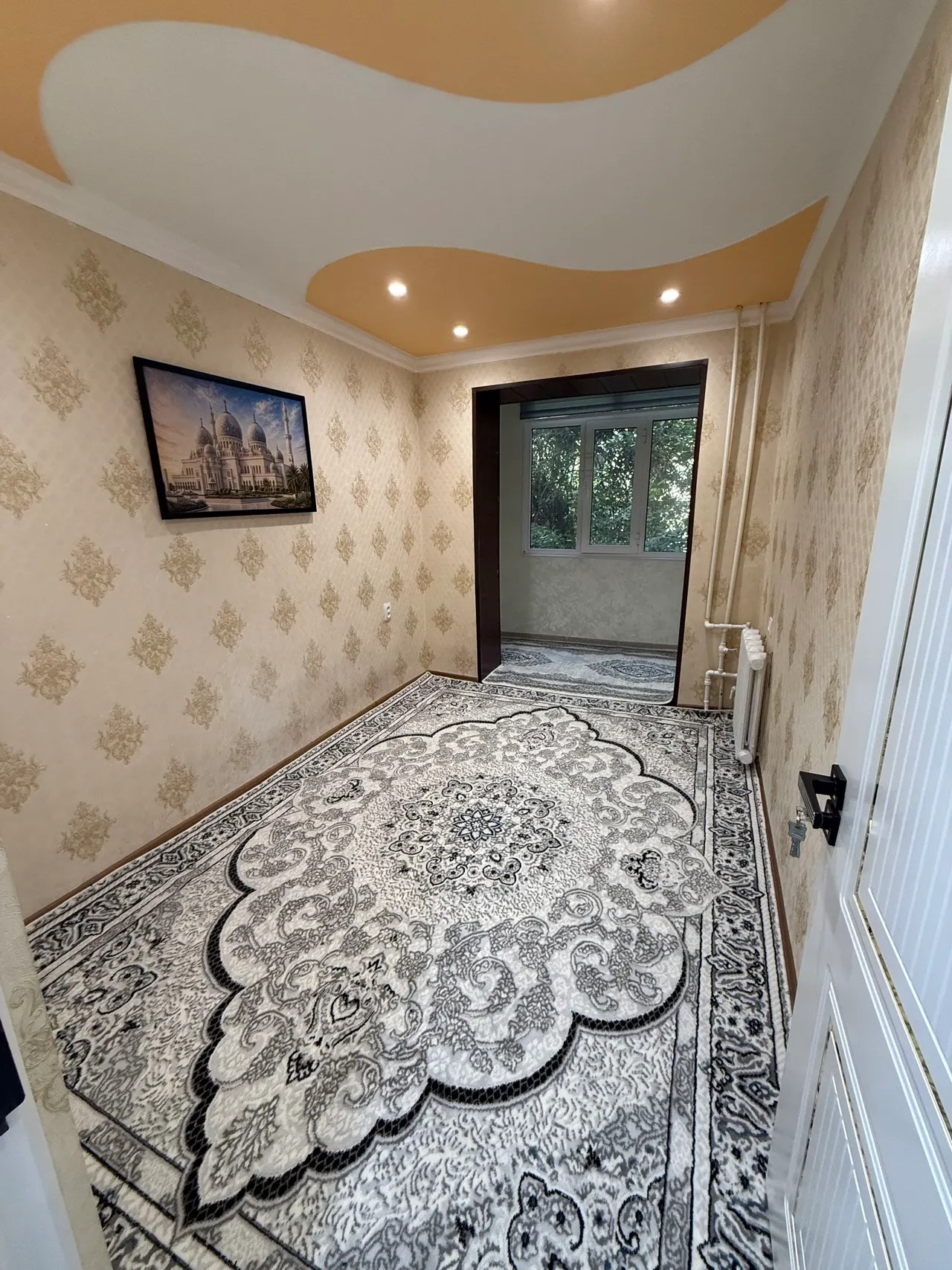 Продаётся 2-комнатная квартира, 42 м², 4/5 этаж — Чиланзарский район