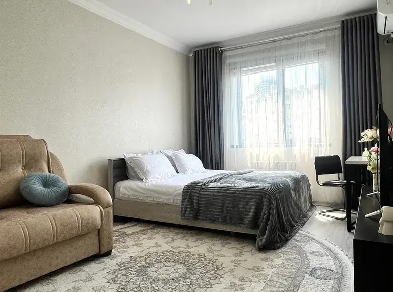 Кунлик ижарага 1 хонали квартира, 45 м², 5/17 қават — Шайхонтоҳур тумани