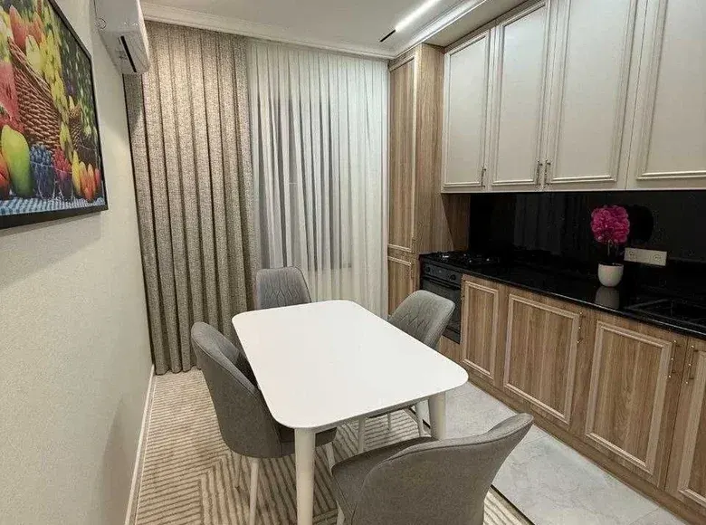 Сотилади 2 хонали квартира, 44 м², 10/10 қават — Мирзо Улуғбек тумани