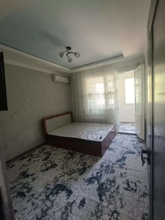 Сдаётся 3-комнатная квартира, 76 м², 1/4 этаж — Юнусабадский район